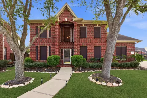 6903 Maid Stone Dr, Pasadena, TX 77505