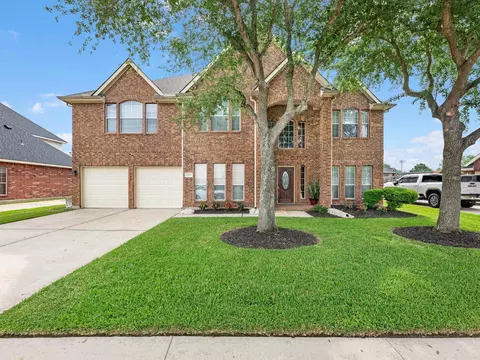 2601 Augusta Dr, Deer Park, TX 77536