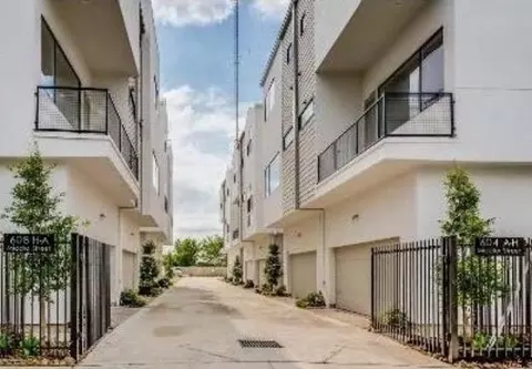 2835 Decker Pl, Houston, TX 77003
