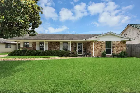 3901 Jeanetta St, Houston, TX 77063
