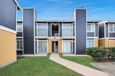 12639 Ashford Meadow Dr #2, Houston, TX 77082