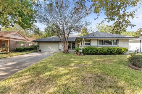 5438 Creekbend Dr, Houston, TX 77096