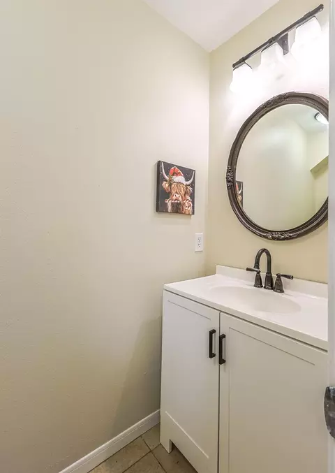 Bath - 19623 Teller Blvd, Spring, TX 77388 photo 1 of 6