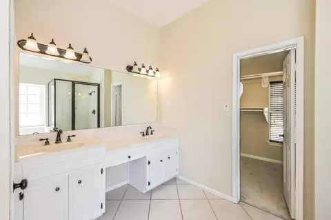 Bath - 19623 Teller Blvd, Spring, TX 77388 photo 4 of 6