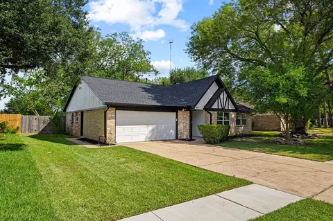 2915 Cherry Springs Dr, Missouri City, TX 77459