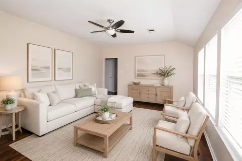 5727 Rose Rock Canyon Dr, Richmond, TX 77469
