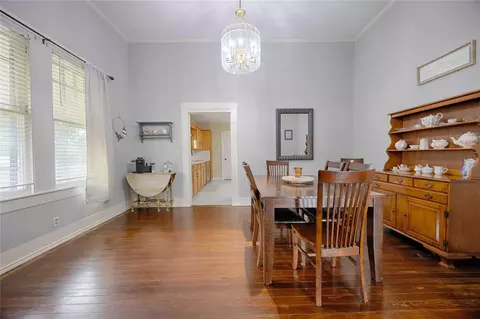 Dining - 403 E 7th St, Flatonia, TX 78941 photo 4 of 5