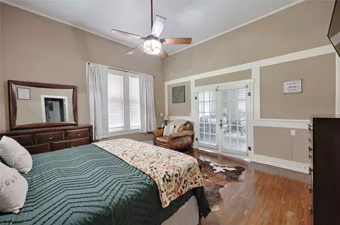 Bedroom - 403 E 7th St, Flatonia, TX 78941 photo 2 of 7