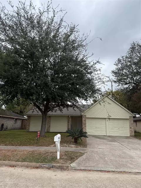 14207 Timberhaven Dr, Houston, TX 77066
