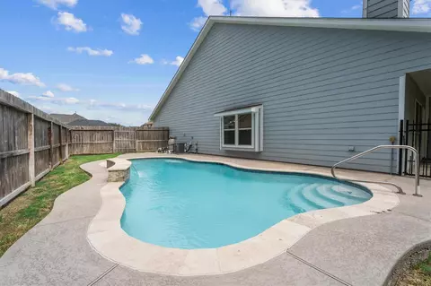 Exterior - 1069 Shadow Glenn Dr, Conroe, TX 77301 photo 6 of 6