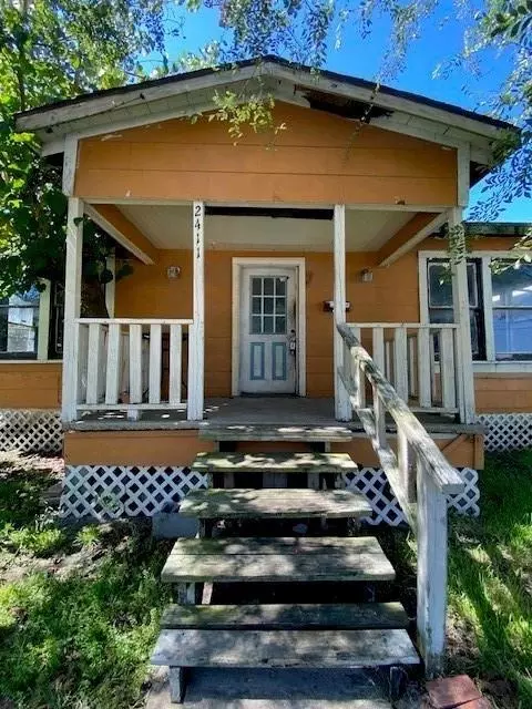 2411 67th St, Galveston, TX 77551
