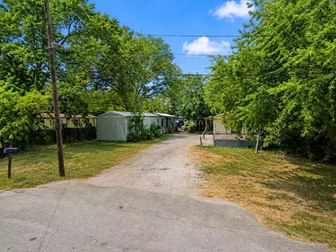 14433 Eagle Pass St, Houston, TX 77015 photo 2