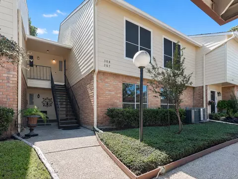 14515 Wunderlich Dr #308, Houston, TX 77069