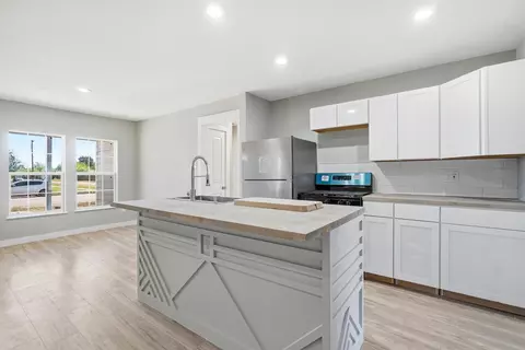 212 NW Avenue I, Hamlin, TX 79520