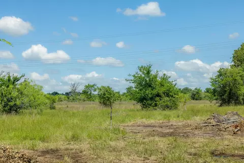 6549 Atakapan Trl, Bedias, TX 77831