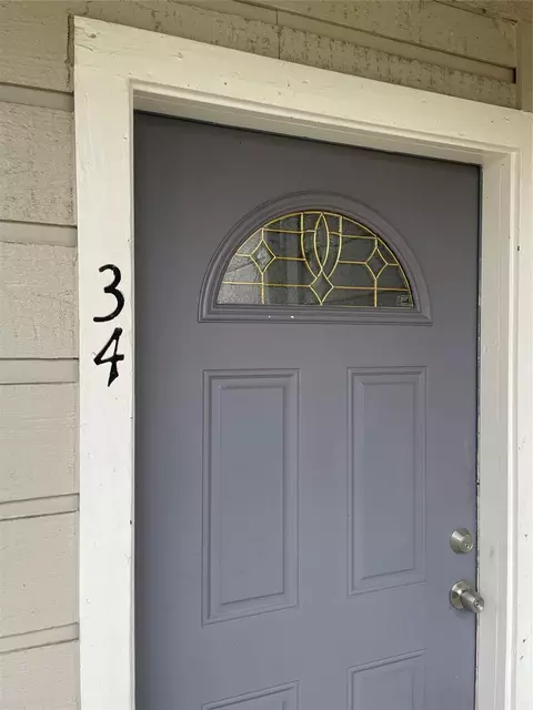 17331 Red Oak Dr #34, Houston, TX 77090