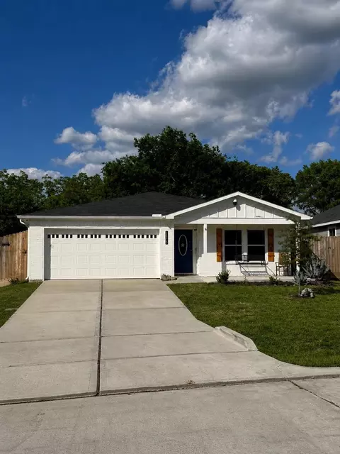 14129 Harlequin Dr, Willis, TX 77318