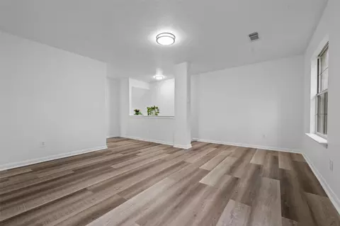 Living - 55 Terraglen Dr, Spring, TX 77382 photo 6 of 6