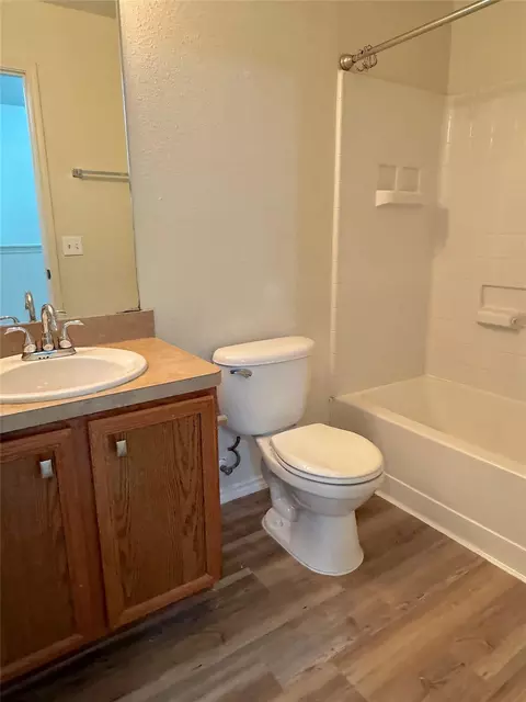 Bath - 23822 Single Oak St, Spring, TX 77373 photo 2 of 2