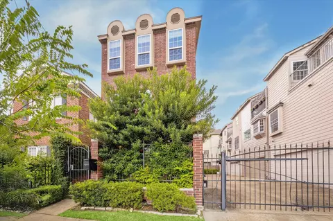 2506 Van Buren St, Houston, TX 77006