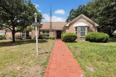 4425 Laurel Dr, Houston, TX 77021