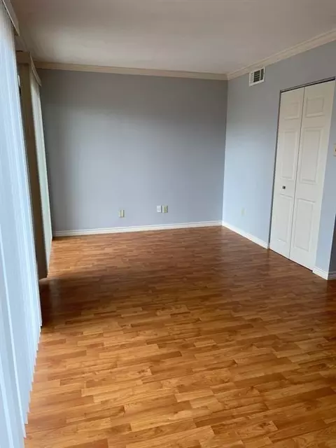 2820 S Bartell Dr #24, Houston, TX 77054