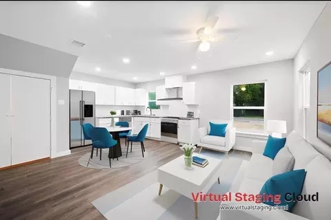 8215 Crestview Dr, Houston, TX 77028