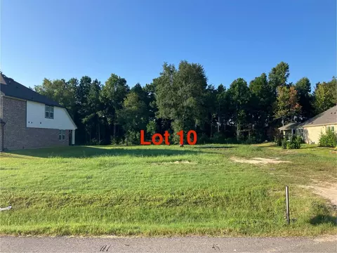 991 Tarkington Timbers Dr, Cleveland, TX 77327