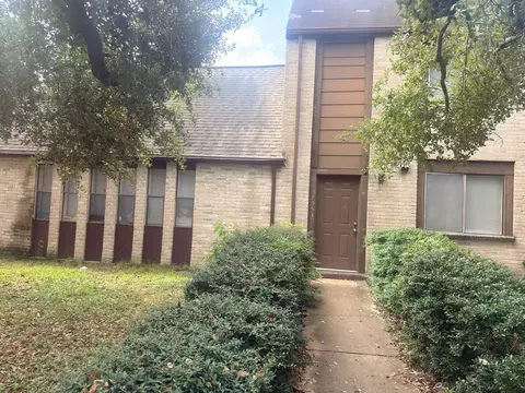 15537 Weldon Dr, Houston, TX 77032