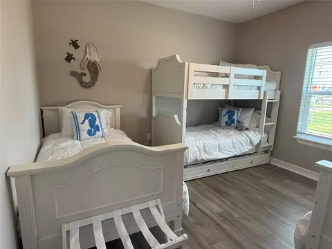 Bedroom - 528 Thunder Rd, Surfside Beach, TX 77541 photo 5 of 7