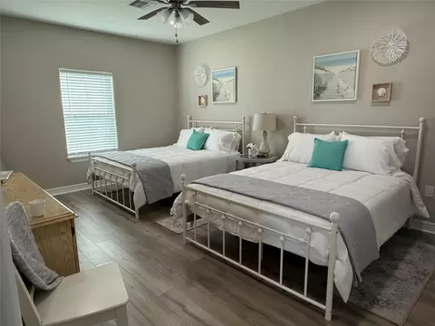 Bedroom - 528 Thunder Rd, Surfside Beach, TX 77541 photo 2 of 7