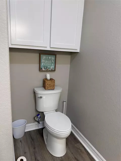 Bath - 528 Thunder Rd, Surfside Beach, TX 77541 photo 4 of 4