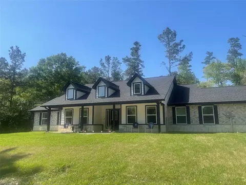 131 Feldspar Ln, Huntsville, TX 77340