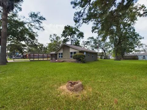 9117 Richland Dr, Houston, TX 77078