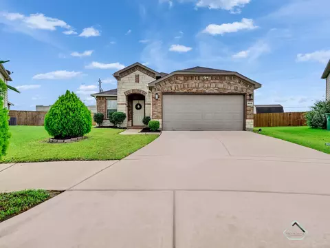 14114 Pecan Hill Ct, Houston, TX 77048