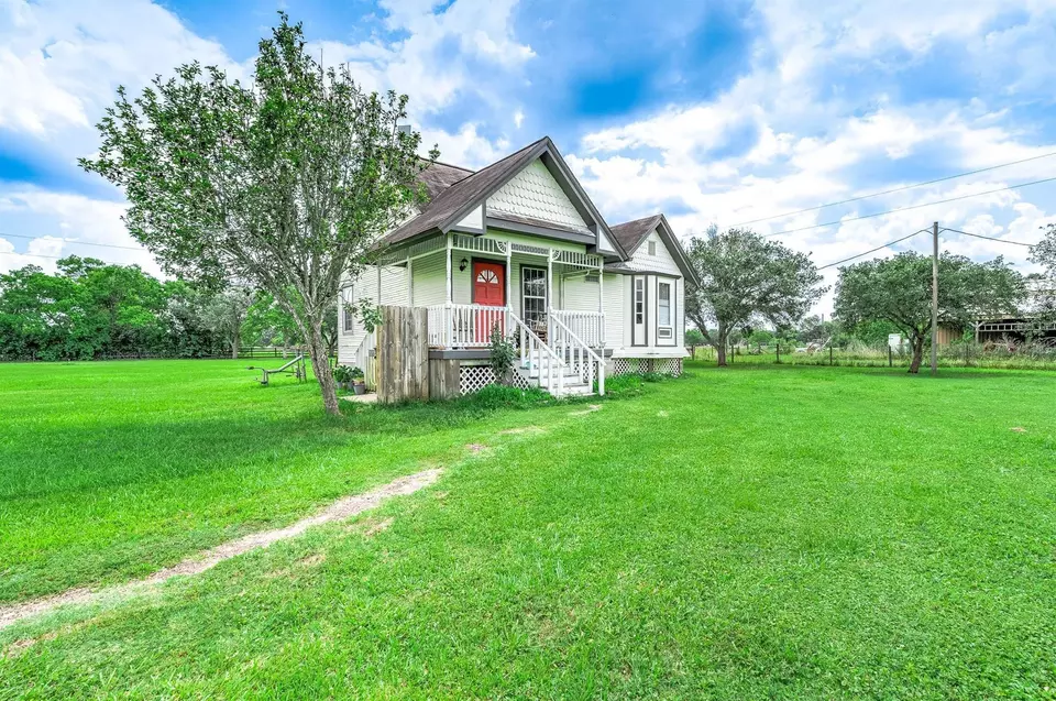  6607 S Mallard Dr, Fulshear, TX 77441 photo 7