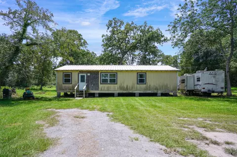 27003 Bedias Dr, Bedias, TX 77831