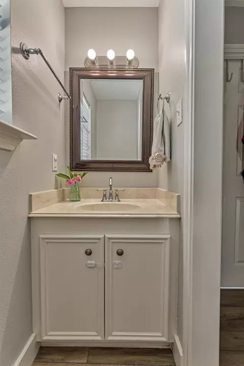 Bath - 6515 Glenhill Dr, Spring, TX 77389 photo 2 of 8