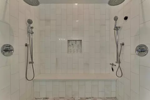 Bath - 6515 Glenhill Dr, Spring, TX 77389 photo 5 of 8