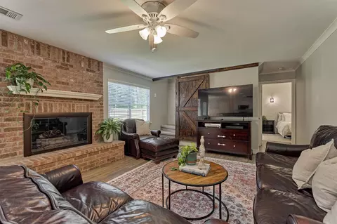 Living - 6515 Glenhill Dr, Spring, TX 77389 photo 3 of 4