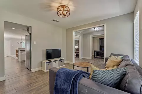 Living - 6515 Glenhill Dr, Spring, TX 77389 photo 2 of 4