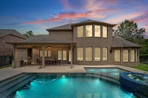 241 W Tupelo Green Cir, Spring, TX 77389