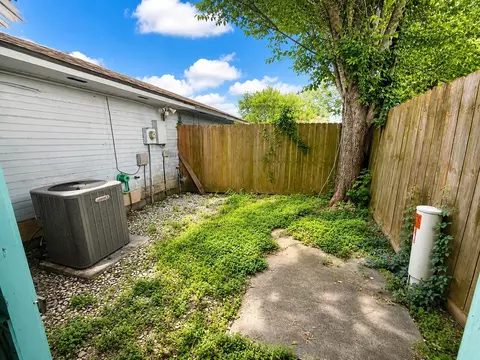 Exterior - 3105 Oak Rock Cir, Spring, TX 77373 photo 2 of 5