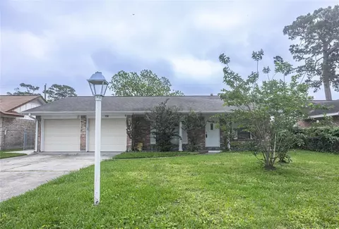 730 Barnesville St, Channelview, TX 77530
