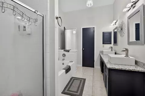 Bath - 3402 Crystal Dove Dr, Spring, TX 77388 photo 1 of 3