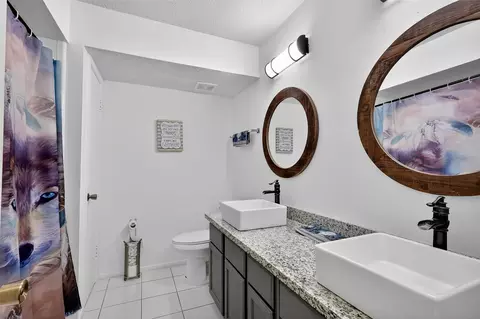 Bath - 3402 Crystal Dove Dr, Spring, TX 77388 photo 3 of 3