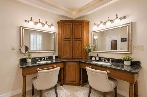 Bath - 560 Deerwood Dr, Trinity, TX 75862 photo 4 of 4