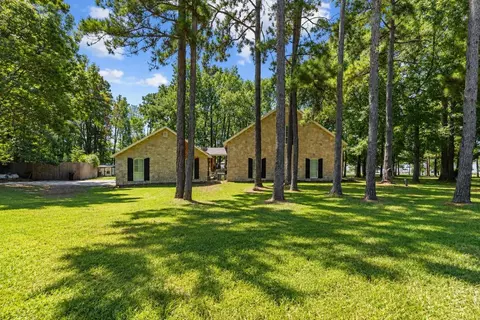 Exterior - 560 Deerwood Dr, Trinity, TX 75862 photo 2 of 10
