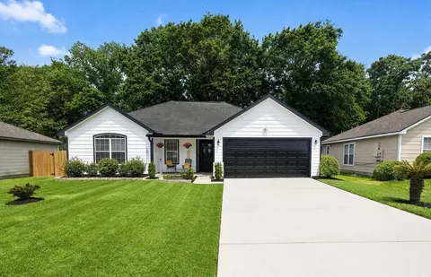 16393 Danika Oak Dr, Conroe, TX 77306