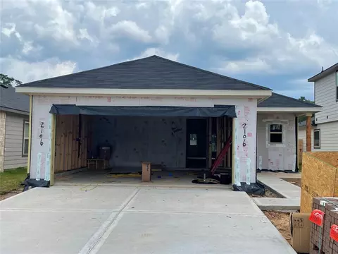 1994 Hidden Cedar Dr, Conroe, TX 77301 photo 1